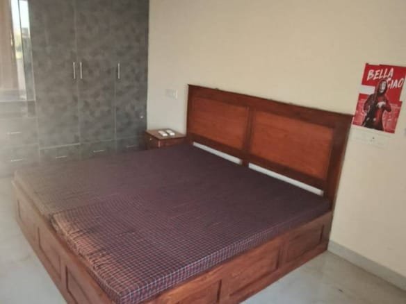 Aero city i block Tecno society gayted 2+1 full furnished owner free independent mohali,chandigarh